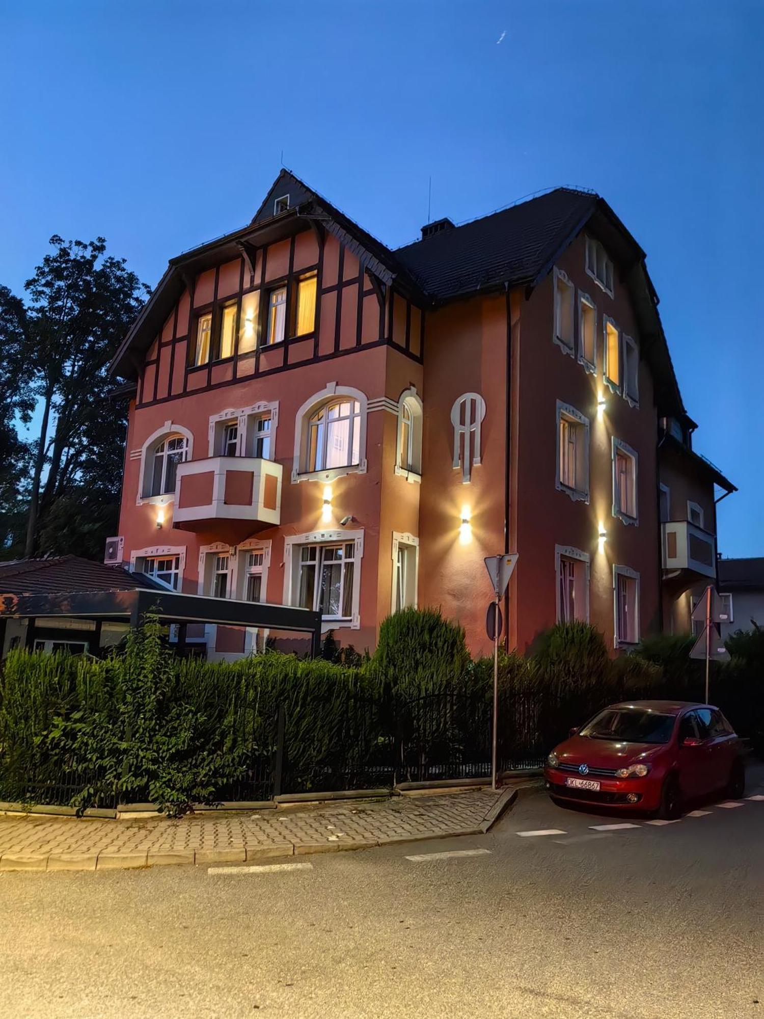 Willa San Remo Kudowa-Zdrój Exteriör bild